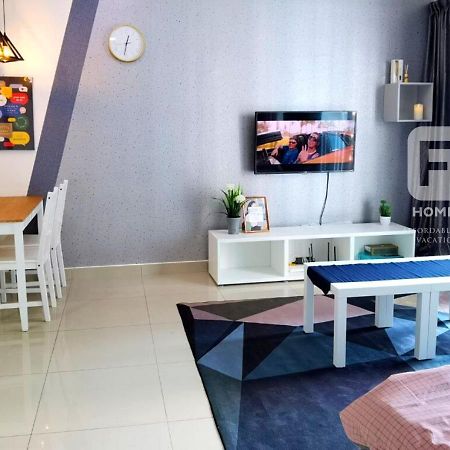 Netflix Wifi Trefoil Homestay Setia Alam Sacc Homestay Fe Shah Alam Exteriör bild