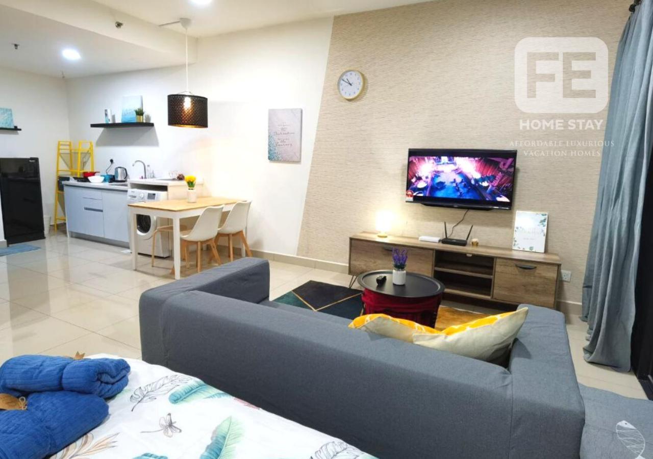 Netflix Wifi Trefoil Homestay Setia Alam Sacc Homestay Fe Shah Alam Exteriör bild